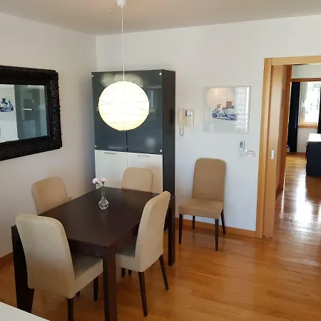Apt Emilia - Your Holiday With Parking Apartment