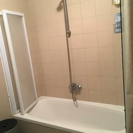 Apt Emilia - Your Holiday With Parking Apartment *