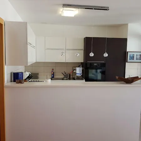 Apt Emilia - Your Holiday With Parking Apartment Zadar